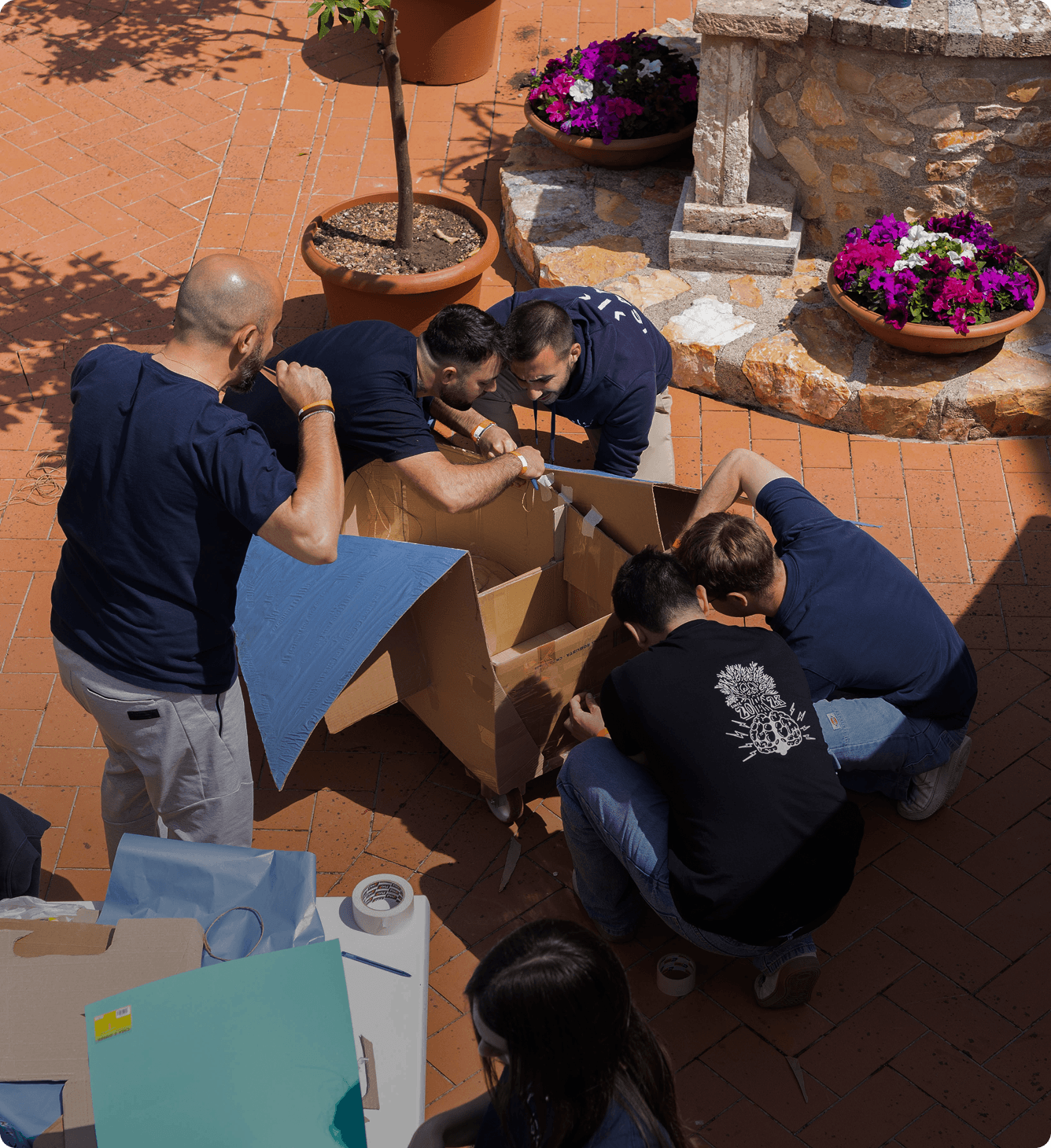 TEAM BUILDING